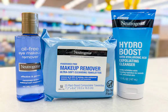 Hot New Deals on Neutrogena Wipes and Cleansers at CVS and Walgreens