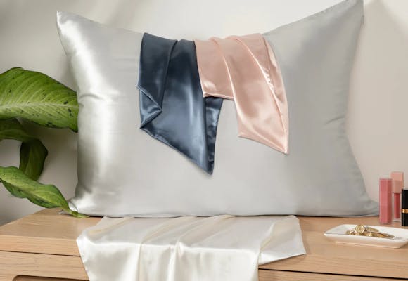 Linens & Hutch Silk Pillowcases, Only $37.80 Shipped (Reg. $135)
