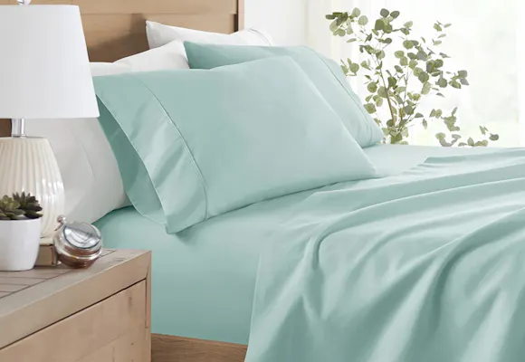 Get 4-Piece Sheets for $25 or 6-Piece Sheet Sets for $27 at Linens & Hutch