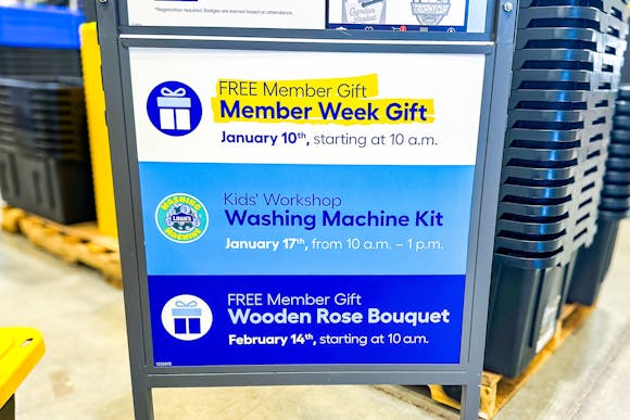 MyLowe's Rewards Members: Get FREE Wooden Flower Bouquet In-Store on Feb. 14