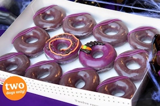 witches brew krispy kreme donuts