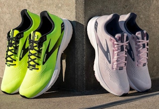 zulily-brooks-sneakers-2023-1
