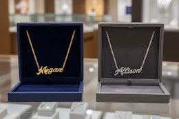 superjeweler-name-necklaces-1