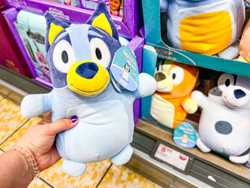 aldi-finds-110624-disney-bluey-plush-kcl-1