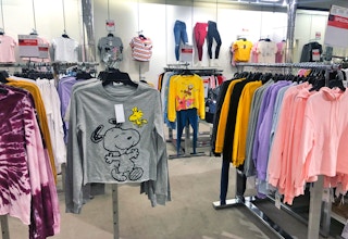 macys-juniors-graphic-tees-area-edited-21920