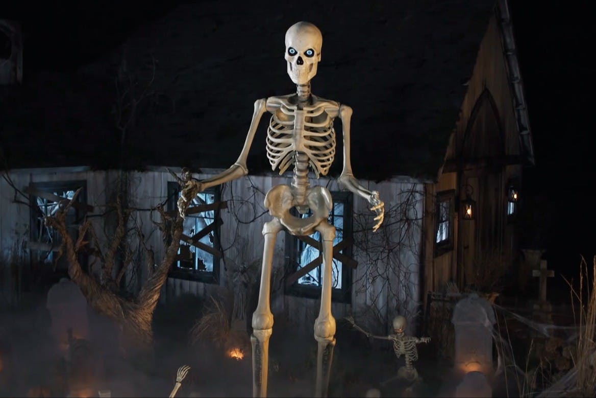 Home Depot Animatronics What To Expect For 2024 The Krazy Coupon Lady   Skelly The Giant Skeleton Home Depot Halloween Decorations Video Stills Official Media Product 3 1675351947 1675351947 