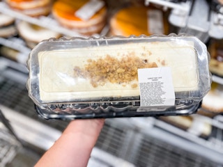 costco-carrot-bar-cake-1