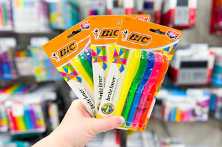 hand holding bic highlights at target