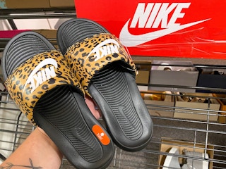 nike victori one womens slides