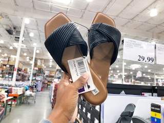 costco steve madden ladies textured slide handheld