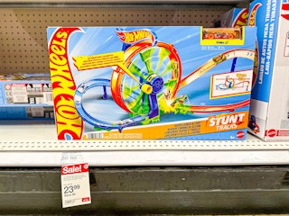 hot-wheels-rapid-launch-loop-set-target1