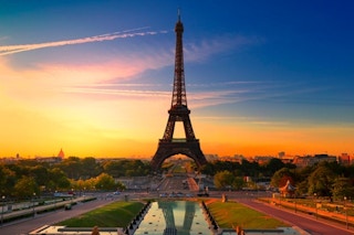groupon-mystery-getaway-paris-aug-1