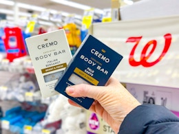 hand holding cremo body bars