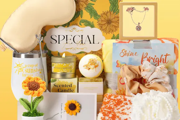 50% Off Gift Baskets on Amazon: Pay Only $17.99 (10+ Items Included) 