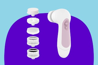 Waterproof Facial Cleansing Spin Brush Set with 5 Exfoliating Brush Heads, 2 AAA battery powered