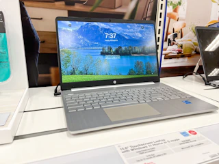15.6-hp-laptop-target.