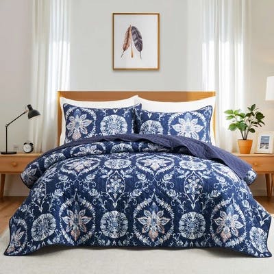 Printed Coverlet Set