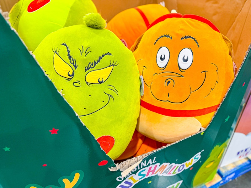 costco-grinch-max-squishmallows-2