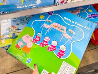 walmart-childrens-chair-and-table-set-1