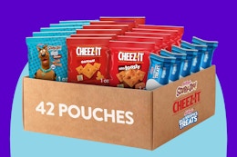Kellogg's Variety Snack Packs on a blue background.