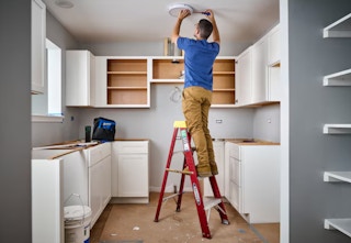 Lowes-Werner-4-foot-step-ladder