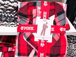 victoria-secret-pajama-gift-set-2021-6