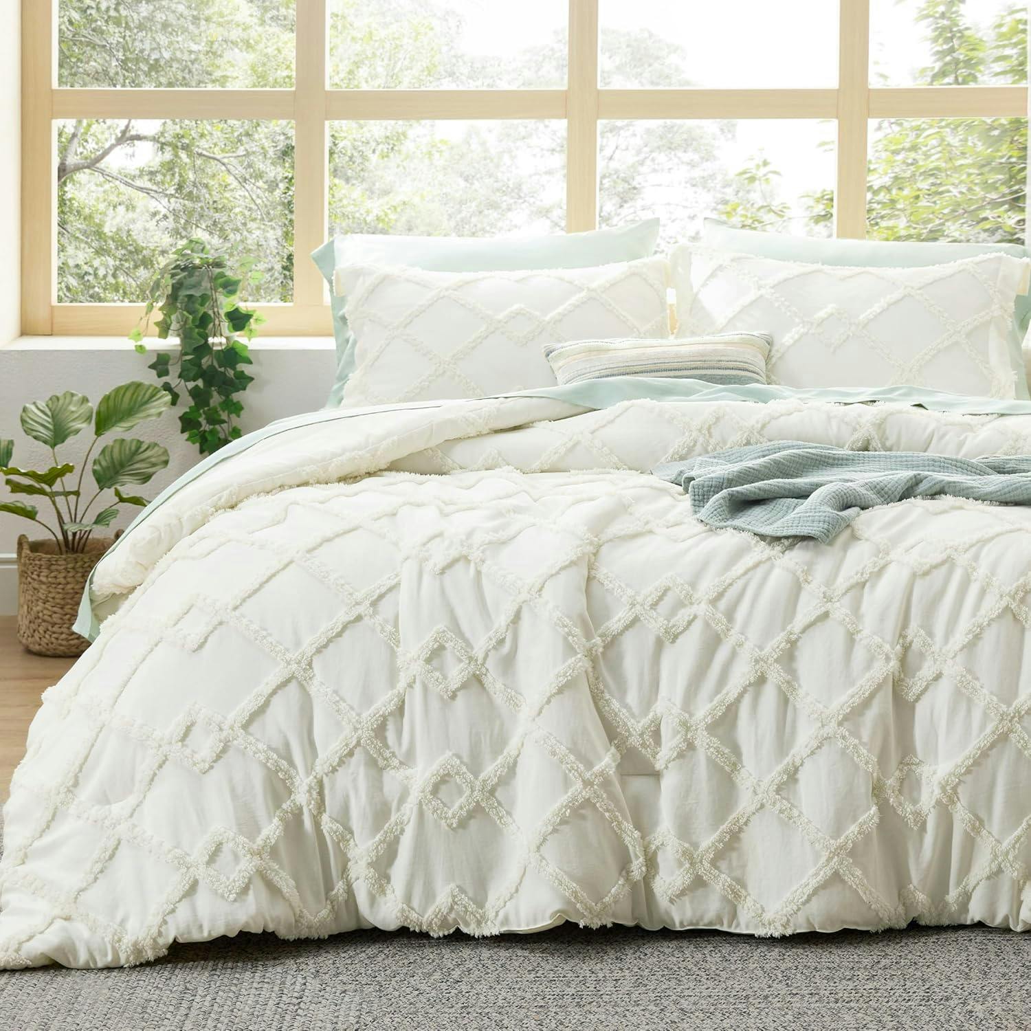 Bedsure Boho Comforter Set