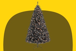 6Ft Pre-lit Spruce Artificial Hinged Christmas Pine Tree