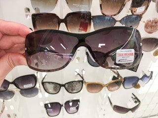 true-religion-orb-accessory-sunglasses-1-2