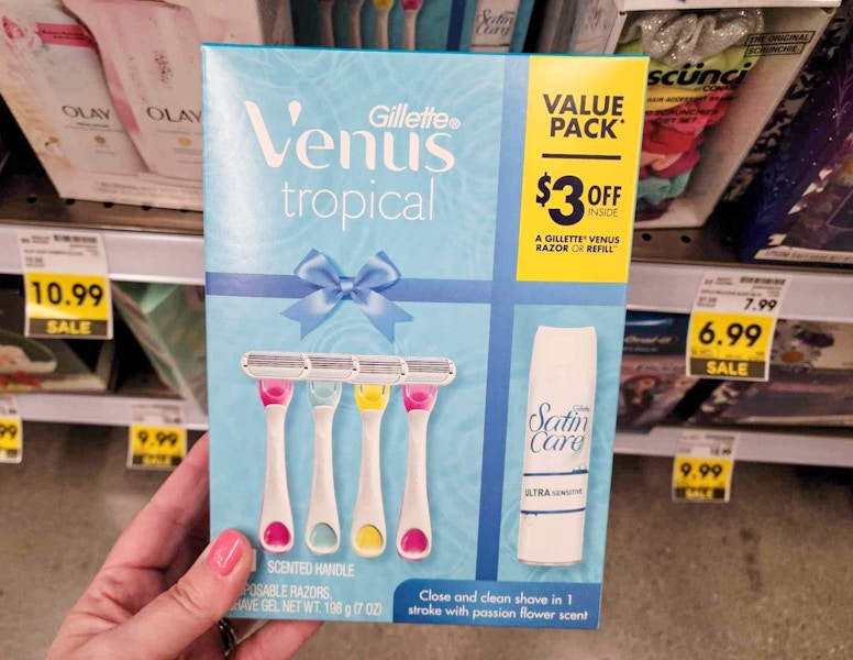 hand holdingkroger venus tropical gift set