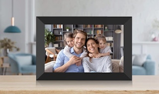 amazon digital photo framejpg 1682694454 1682694454