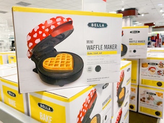 macys bella heart shaped waffle maker 012422 1643044721 1643044721