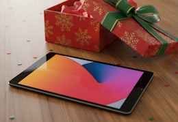 Refurbished Apple iPad 8 Bundle