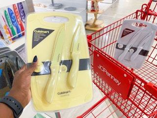 hand holding knife set