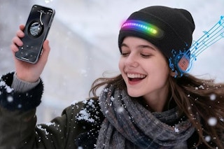 B0F99RFVNH Light sound beanie