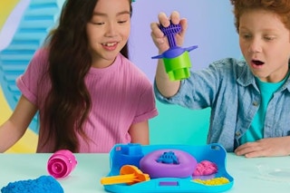 Kinetic Sand Set