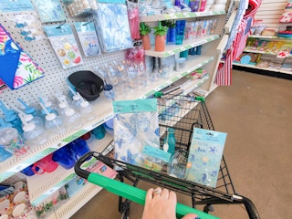 dollar tree beach cart 06032022 1654263273 1654263273