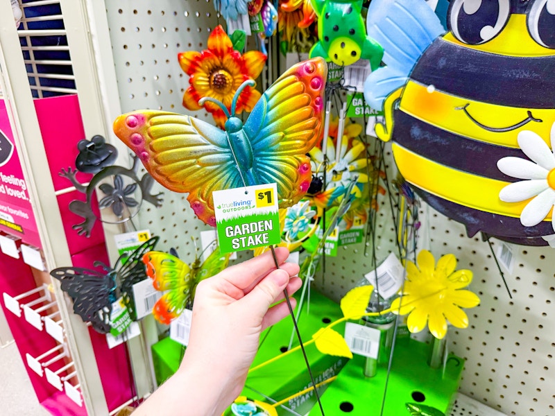 dollar general true living garden stake