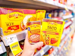 hand holding old el paso products in walgreens