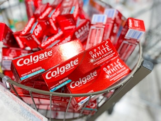 publix colgate optic white toothpaste 1242022 1643070690 1643070690