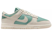 Nike Women's Dunk Shoes