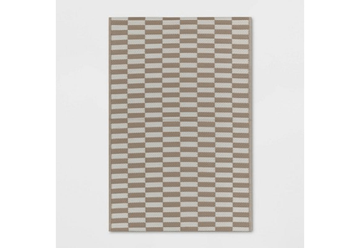 Room Essentials Patio Rug