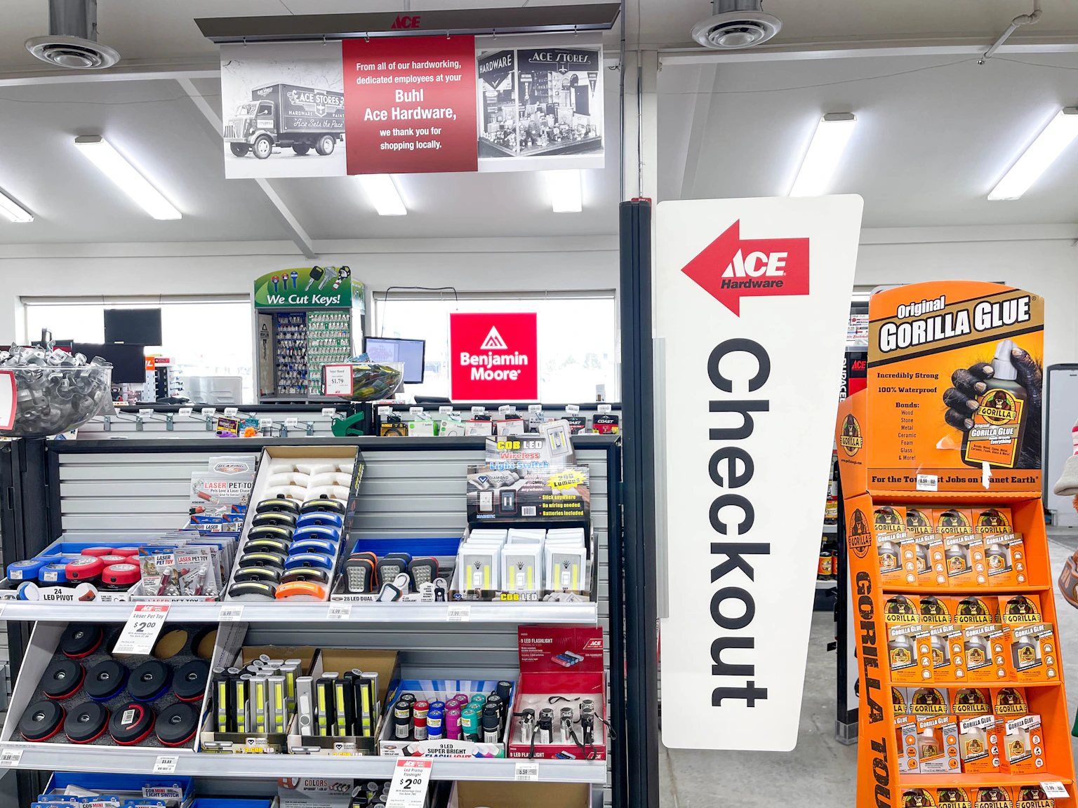 Get a Free American Flag From Ace Hardware Memorial Day Weekend 2025 ...