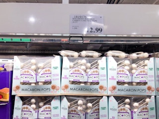 costco macarooz macaroon cake pops