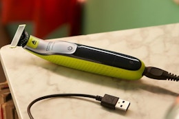 a philips norelco trimmer charging