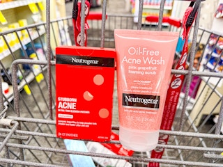 cvs-neutrogena-blemish-patches-face-wash-1