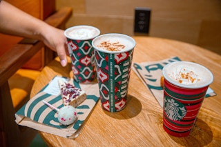 starbucks menu drinks holiday winter festive 05 1698936737 1698936737