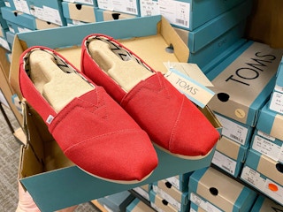 toms alpargata adult shoes 2022 1 1656443611 1656443611