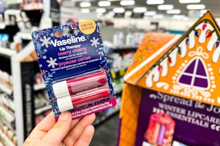 hand holding vaseline holiday lip balm 2-pack