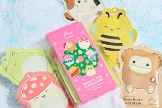 a christmas tonymoly squishmallows set